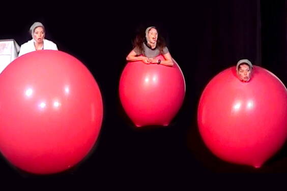 Tausendundein Ballon Mit kleinen und riesigen Ballonen lässt Lucky Loop eine bunte, überraschungsreiche und magische Welt aufleben. Ein visuelles Comedy Programm für Gross und Klein. 